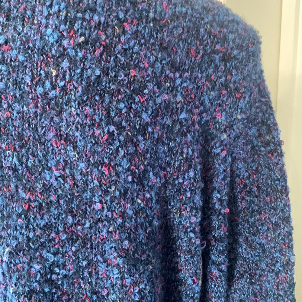 VINTAGE ERIKA Sweater - Picture 11 of 12